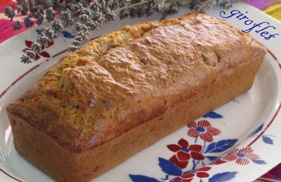 Cake aux roquefort et aux noix 