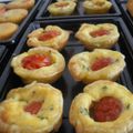 ♥ Toutes petites tartelettes tomates, chèvre et ciboulette.