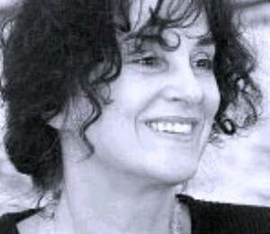 Erika Vouk (1941 -) : « Le long du lit tari... » / « Po presahli beli strugi... »