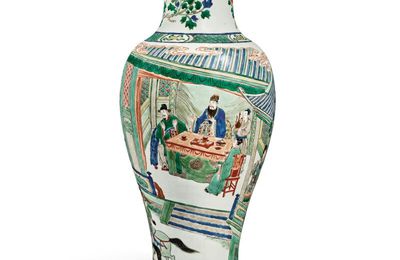 A famille-verte baluster vase, Qing dynasty, Kangxi period (1662-1722)