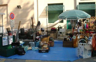 VIDE GRENIER et AFFAIRES A REMBALLER