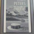 Un crocodile sur un banc de sable, Elizabeth Peters
