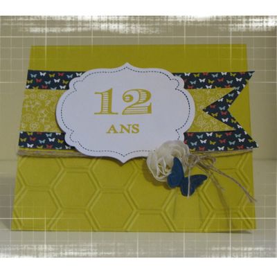 Boîte cadeau avec la petite carte