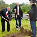 UN NOUVEL ARBRE DE LA LIBERTÉ PLANTÉ A EFFRY. 