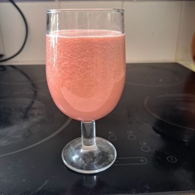 Milkshake de pastèque aux groseilles