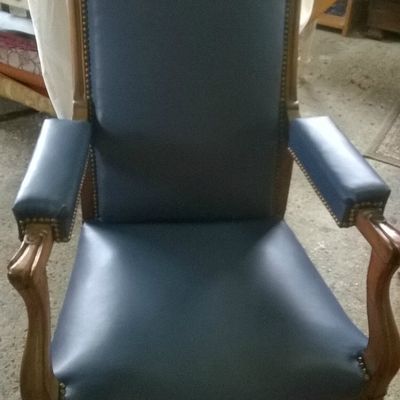 Tapissier Décoratrice sellier