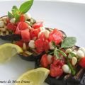 Salsa "caprese" sur tranches d'aubergine grillées, sans gluten