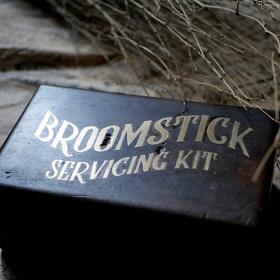 Nécessaire pour balai DIY: Broomstick Servicing Kit DIY