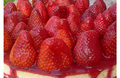 Cheesecake New-Yorkais aux fraises et coulis ,THE BEST 