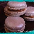 MACARONS POIRE CARAMEL AU BEURRE SALE