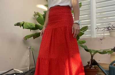 Hettie, la jupe Rouge!