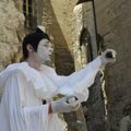 Festival d'Avignon, le clin d'oeil du jour (7) / Spectral morning
