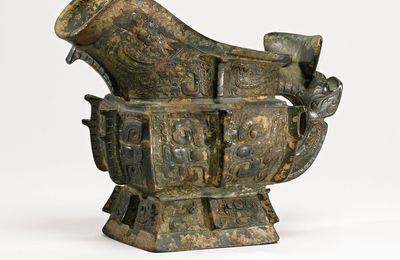 Shang dynasty bronzes sold at Sotheby's New York 17 september 2013