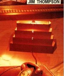 THOMPSON Jim / Hallali.