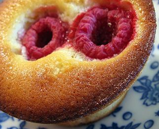 Muffins à la ricotta et framboises de Mitsuko.