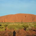 CENTER - ULURU (AYERS ROCK), KATA TJUTA (OLGAS), KINGS CANYON (Northern Territory)