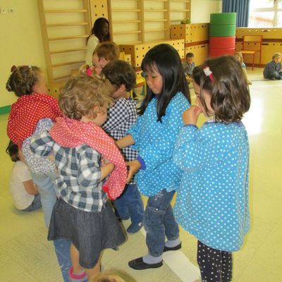 Derniers jours de classe .... passation des blouses !