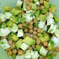 Salade de pois chiches, avocat, féta