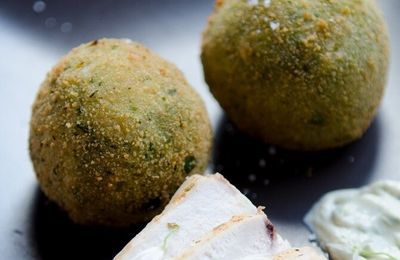 Arancini aux asperges vertes, fèves et ail des ours