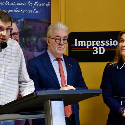 NOUVEAU TIERS-LIEU COMMUNAUTAIRE : LA DIMENSION CITOYENNE DE PROXIMITÉ DU « CRÉ@LAB ».