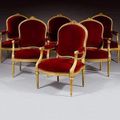 Suite d'un fauteuil en bois redoré d'époque Louis XVI (Vers 1780.), et de cinq autres de style.