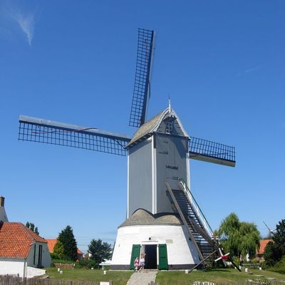 petite ronde de moulins en Flandre occidentale