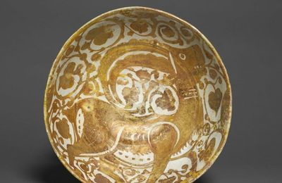 Luster Bowl with Ibex, 1000s, Egypt, Fustat (Old Cairo), Fatimid period (909–1171)