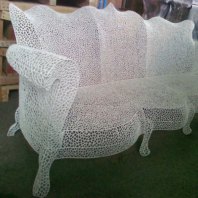 Pièce unique.Canapé par Anacleto Spazzapan.Vendu