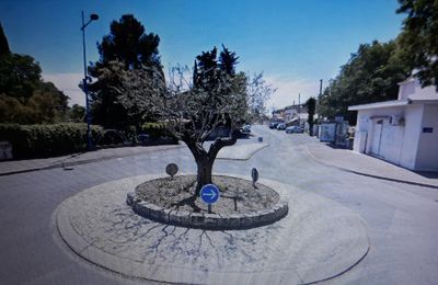 Rond-point à Le Crès