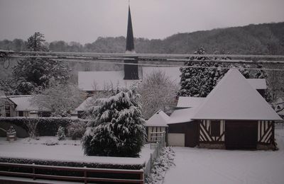 - Neige à Triqueville....