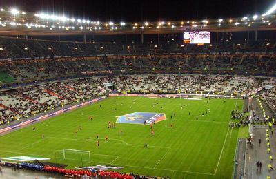 1-0 au Stade de France, des joueurs, un hommage, une Marseillaise et des supporters...