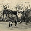 La place de la République à Franconville (série 12)