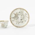 A grisaille and gilt cup and saucer, Qianlong period (1736-1795)