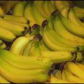 Banana firm 'exploits migrants' 