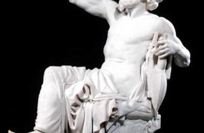 Anacréon / Ἀνακρέων (vers 550 – vers 464 av. J. C.) : « Oui, mes tempes déjà sont grises... »
