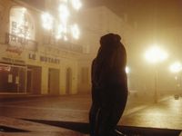 Sablé-sur-Sarthe dans la brume et la nuit en décembre 1994