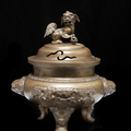 Grand brûle-parfum tripode couvert en bronze, Indochine, Vietnam, fin du XIXème siècle