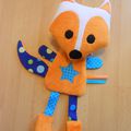 Doudou plat renard orange blanc bleu 