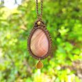 Collier pendentif pierre Jaspe impériale, marron doré et vieux rose, micro-macramé Bohême chic 