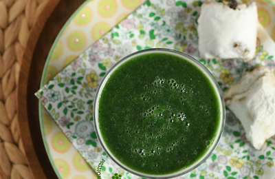 Smoothie vert, bien vert, avec poire, épinard, spiruline & citron