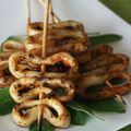 Brochettes de calamars à la sauge et piment