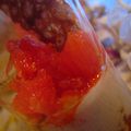 Saumon frais au soja - crevettes au paprika et crème au citron vert - pamplemousse 