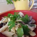 Les pâtes de la cantine aux champignons magiques 