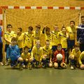 UN GROUPE U11 VICTORIEUX DE SON TOURNOI EN SALLE