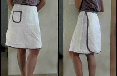 Jupe porte-feuille en lin pour l'été.