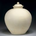 A large white-glazed ovoid jar and cover, Tang dynasty (618-907)