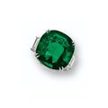 Impressive and fine emerald  and diamond ring