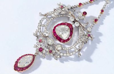 A Fine Belle Époque Ruby and Diamond Pendant, Circa 1910