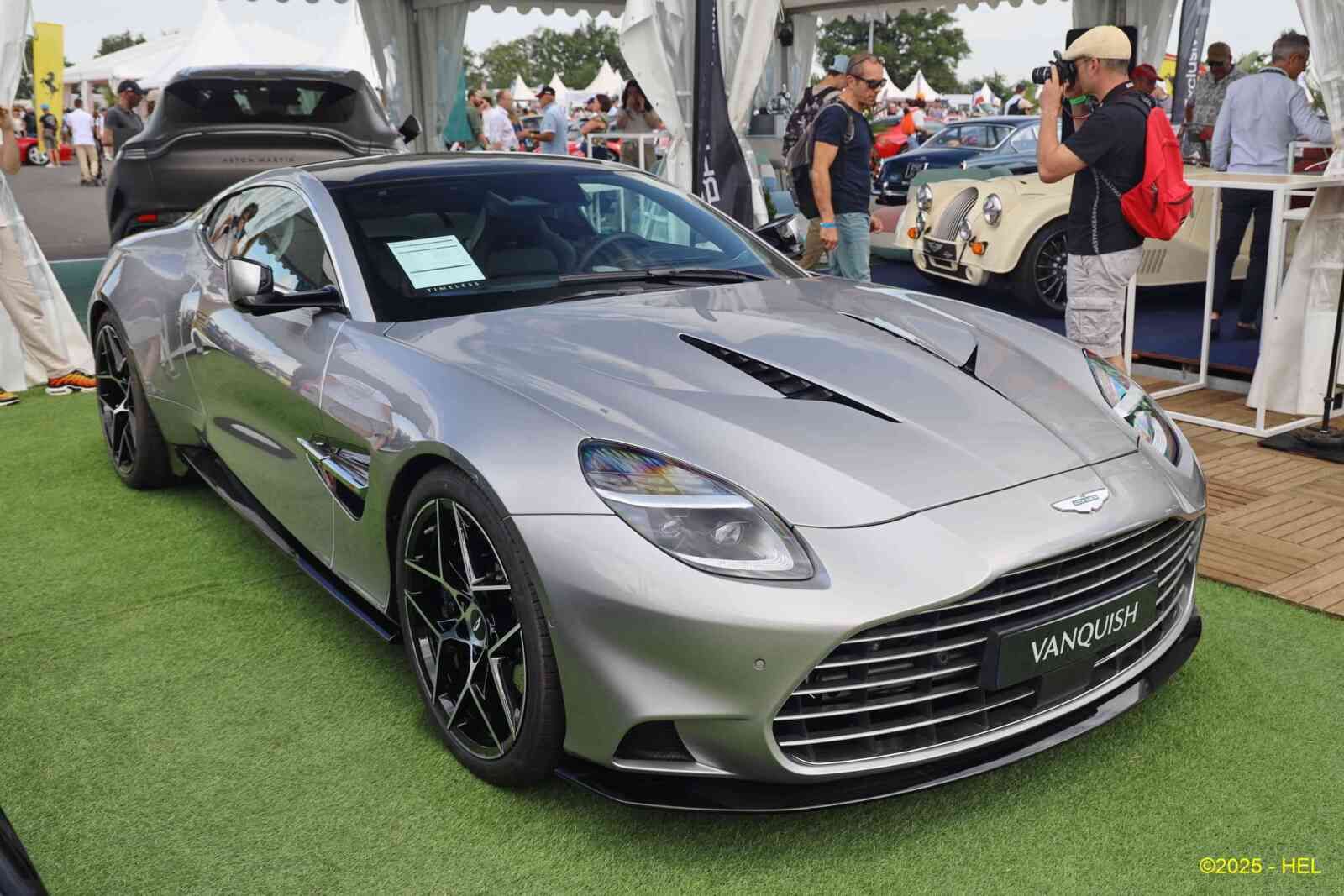 Aston Martin Vanquish S coupe_02 - 2024 [UK] HL_GF
