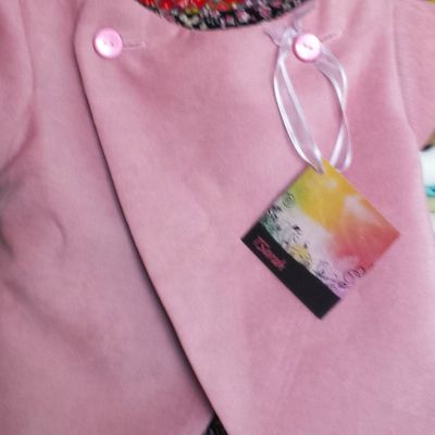 Lucy Tunic..... le début d'une longue série....